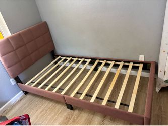Girls twin bed