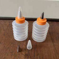 Baker's Secret Essentials Cake Cookies Decorating Squeeze Bottles Kit