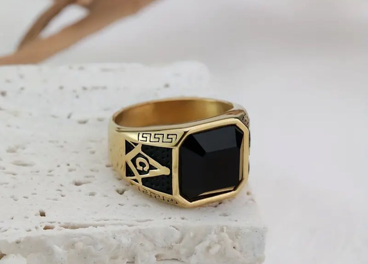  Freemasonry Men's Ring Inlaid With Black Glass, Popular 18 K Gold Plated  Stainless Steel Men's Ring, Hip-hop Punk Style 