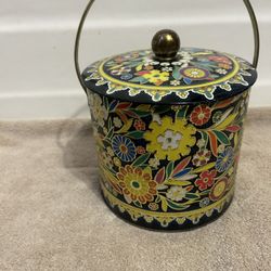 Vintage Dahner England Cookie Tin With Handle, Floral Textured Measures 6 1/2” (W), 5 1/2” (H)