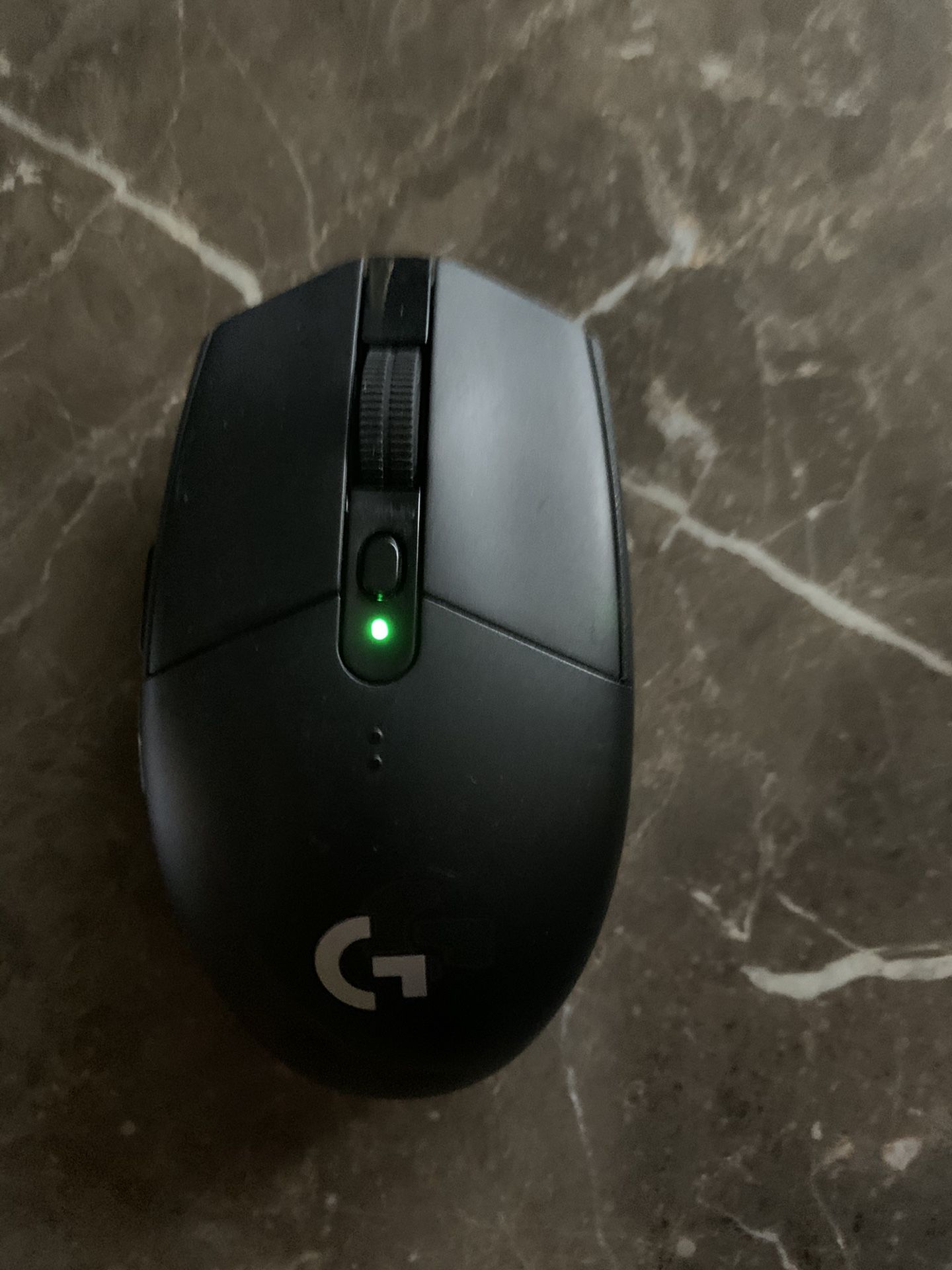 Logitech g305 wireless gaming mouse
