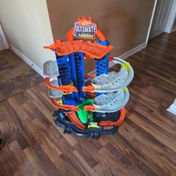 Hot wheels Ultimate Garage 