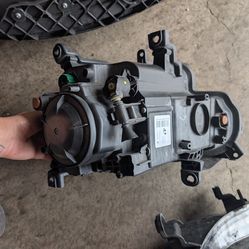 2014-2018 jeep Cherokee headlights assembly