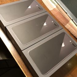 Apple iPhone 8 Plus Boxes