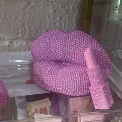 Lipstick Decor 