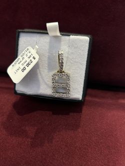 10k Diamond “s” - Ask For Ashley‼️