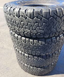 Vendo llantas usadas Marca Bfgoorich ko2 285 70 R 17
