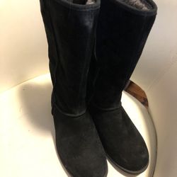 Ugg Size 37 Boots