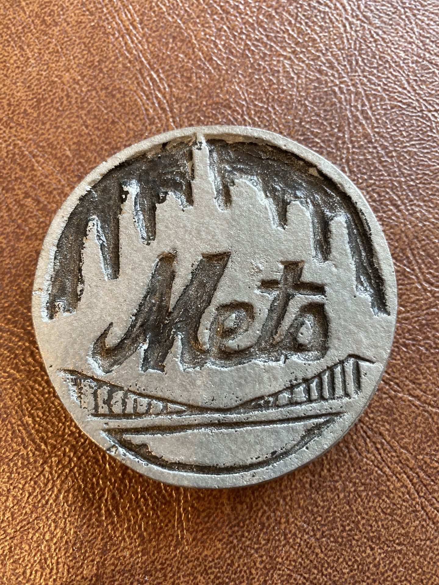 New York Mets Metal Medallion Paperweight? Baseball Mlb