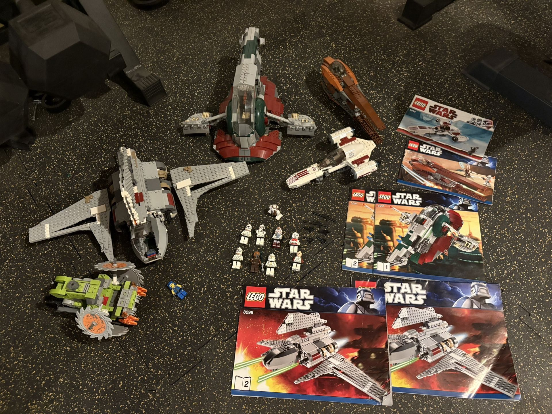 Lego Star Wars and Misc Lego Set
