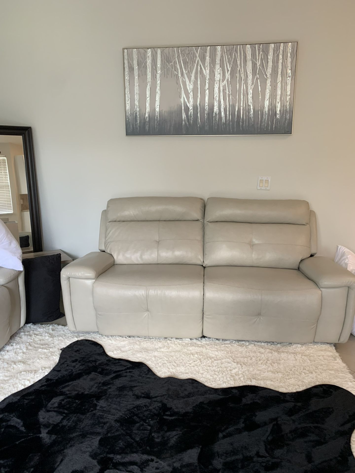 Set of Two Reclining Loveseats