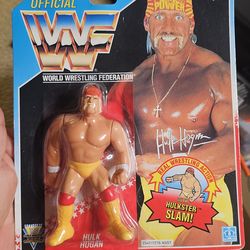 Vintage MOC 1992 Hasbro WWF Hulk Hogan Series 5!