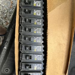 New 10 SQUARE D 15A ARC FAULT HOMELINE SERIES  