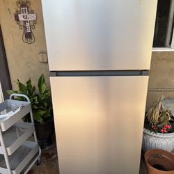 Refrigerator $350