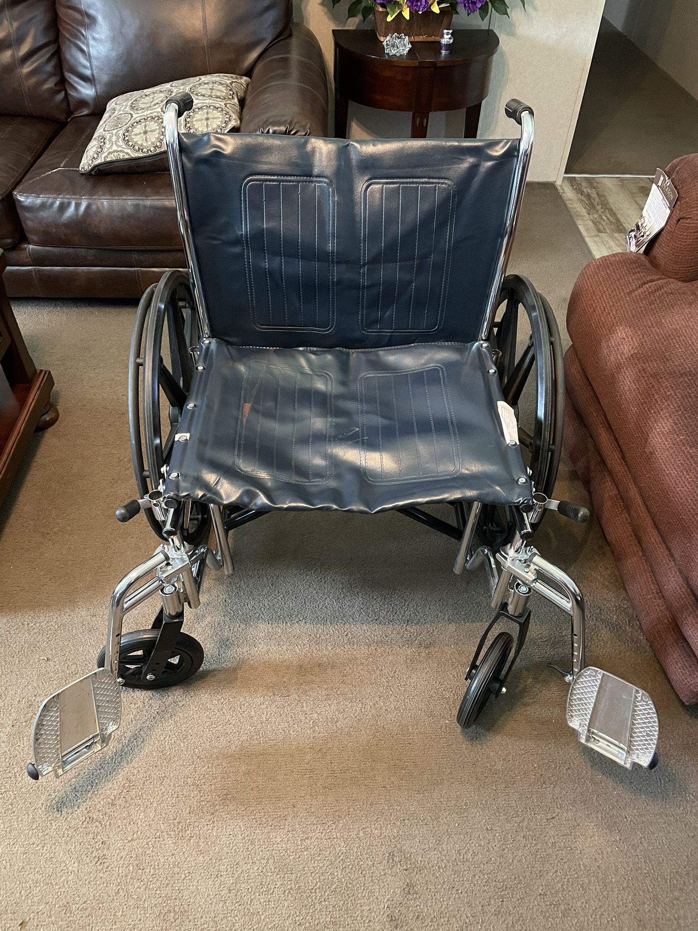 24 Inch Seat Wheelchair 