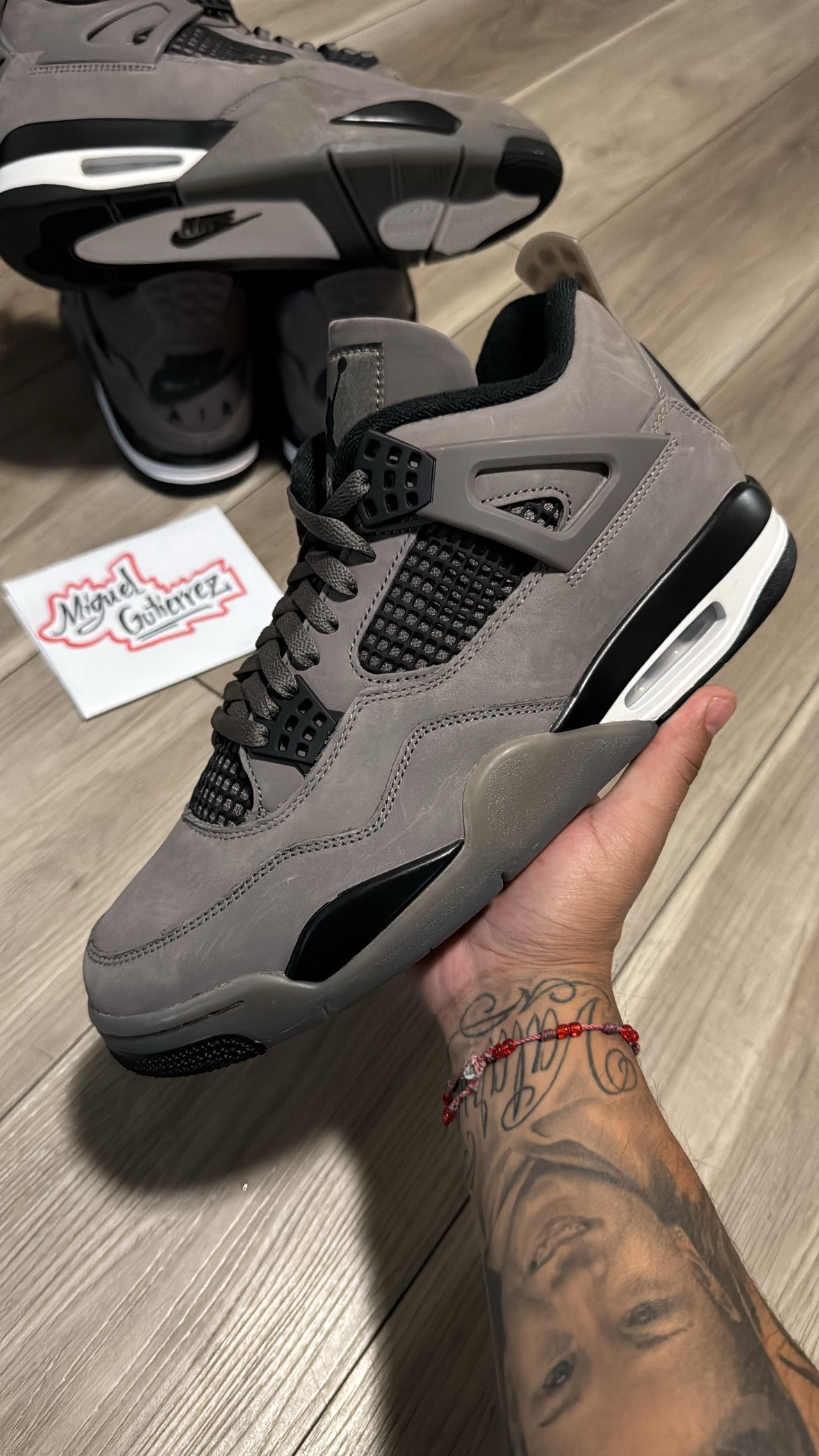 BRAND NEW JORDAN RETRO 4 CAVE 