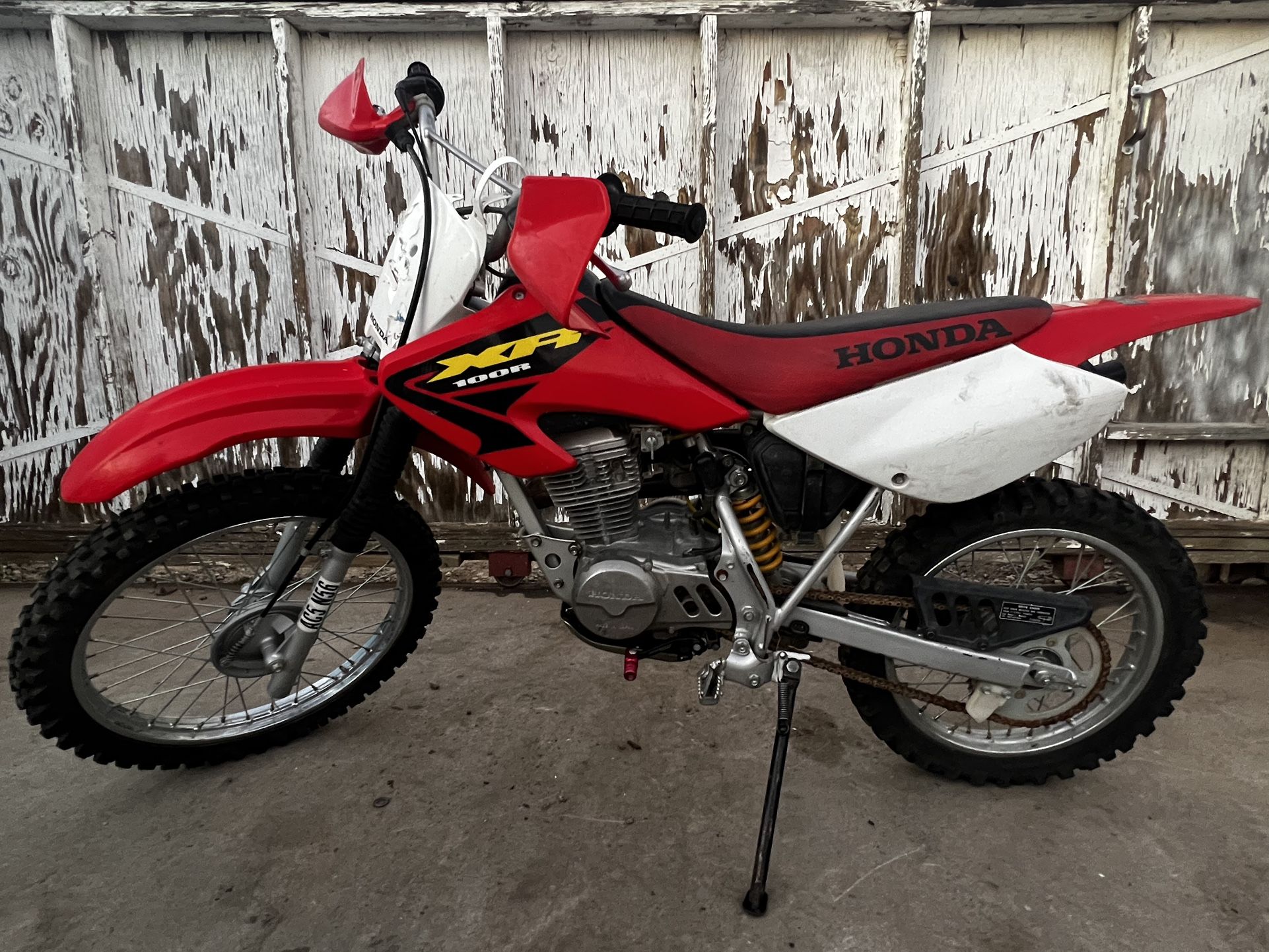 Xr100r