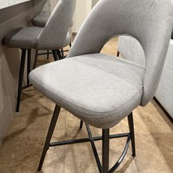 Set of 3 Bar stools/chairs