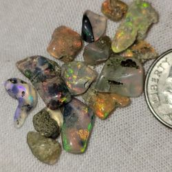 15pcs. Rare Natural Polished Ethiopian Fire Opal
