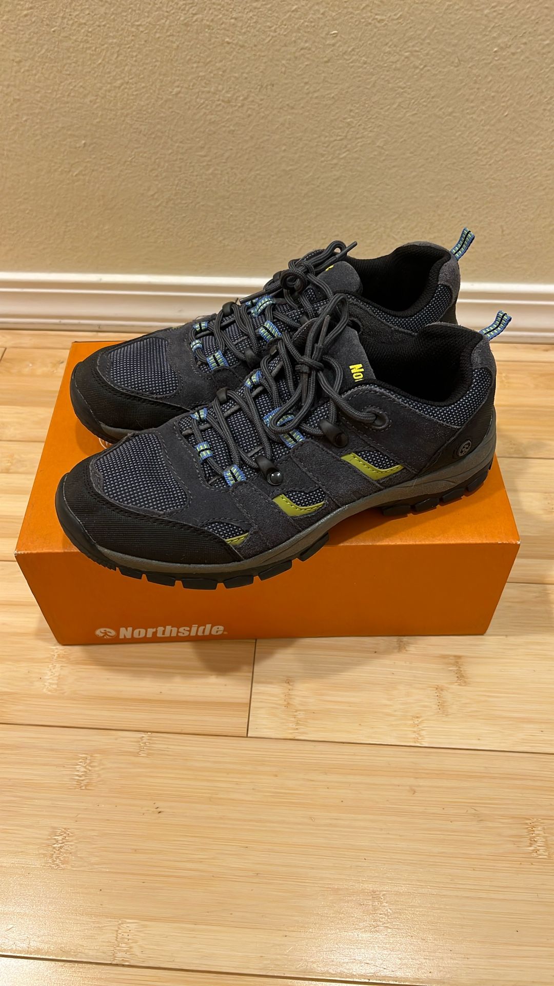 Northside Hiking Shoes Boys Size 7