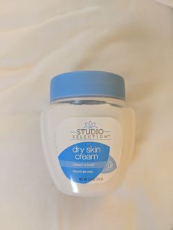 Dry skin cream