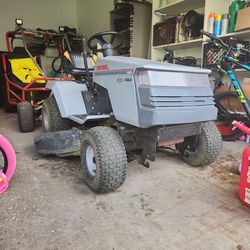 Craftsman  Riding Mower 