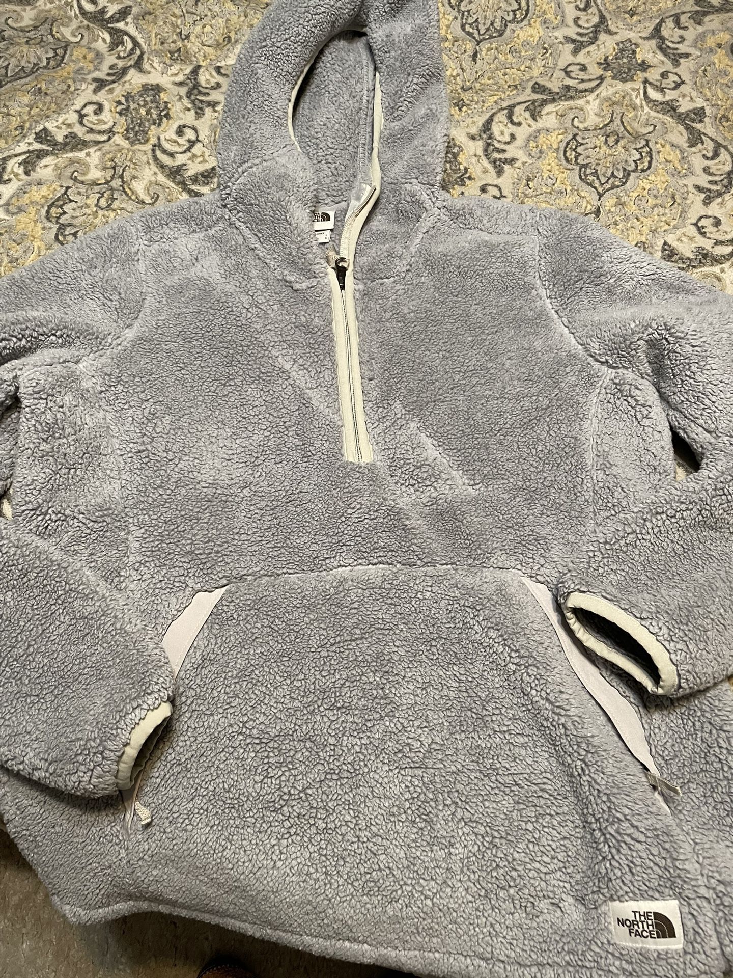 Womens Size Large Authentic Northface Fleece Pullover