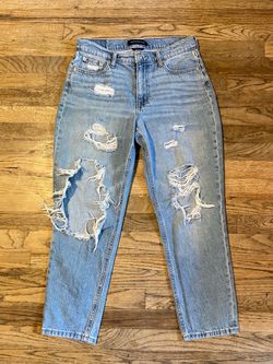 Aeropostale jeans size 8 women