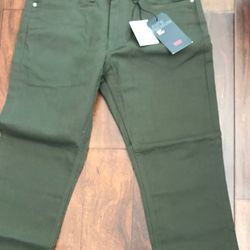 Pants (Levi’s)