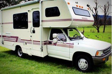 Photo This unit has been shed 1991 Toyota Winnebago Warrior 21