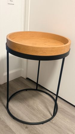 Round end table
