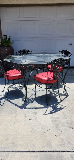 Vintage Patio Dining Set