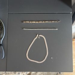 Woman’s Jewelry 14k Gold & Diamonds