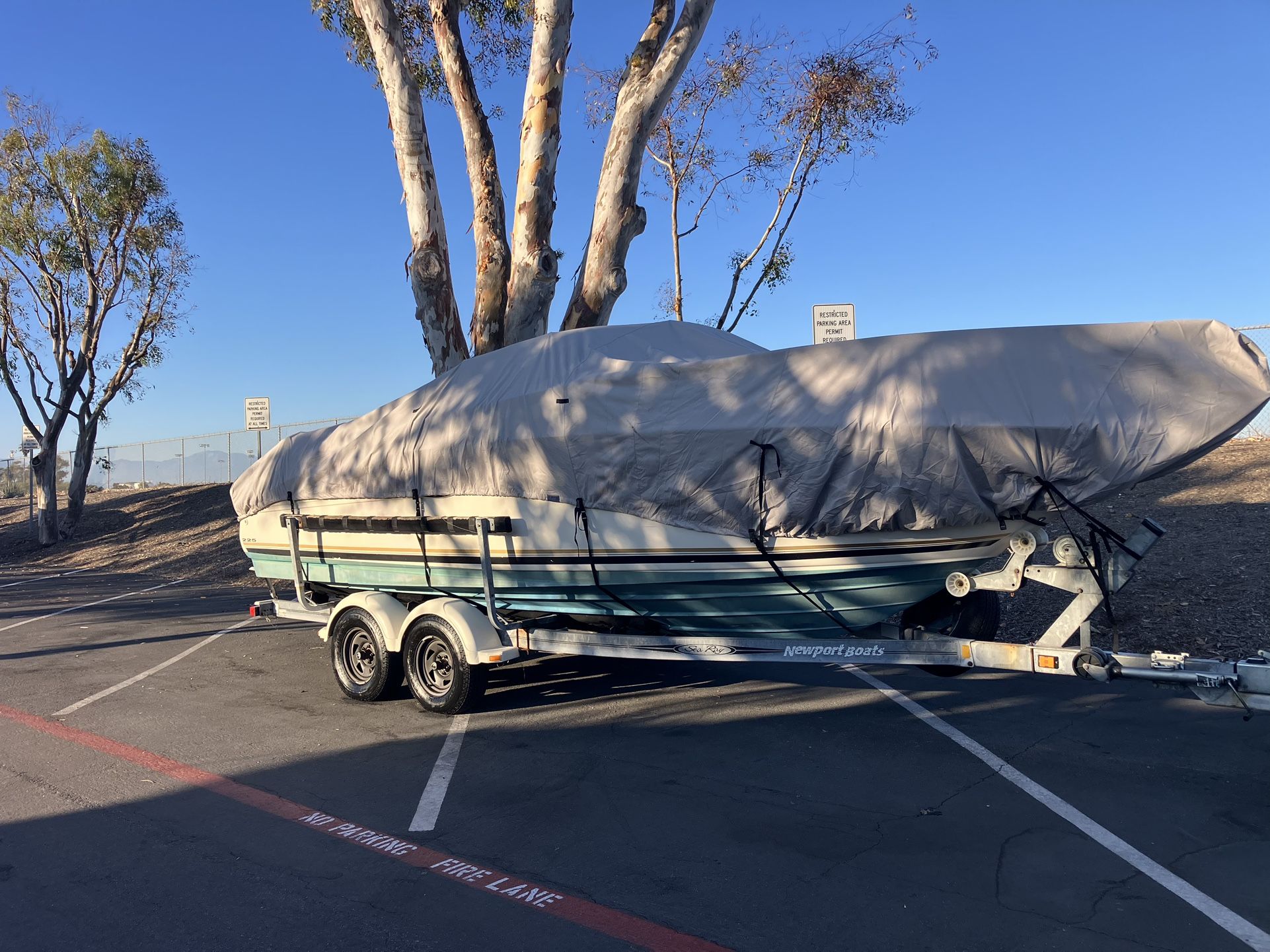 2003 Sea Ray 225 Weekender