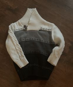 Black/gray sweater 2T