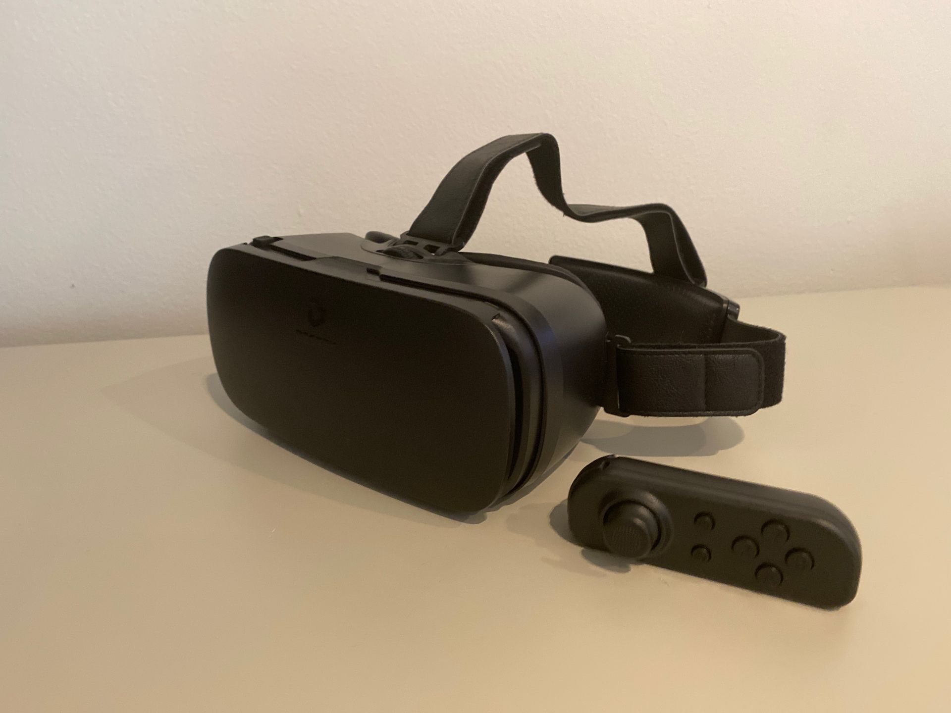 Destek V4 Virtual Reality Headset
