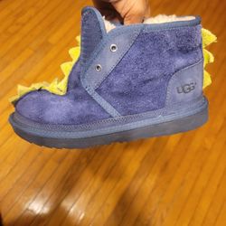 Youth Ugg Sz 3