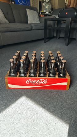 Vintage 1980 Coca Cola  75th anniversary commemorative bottle