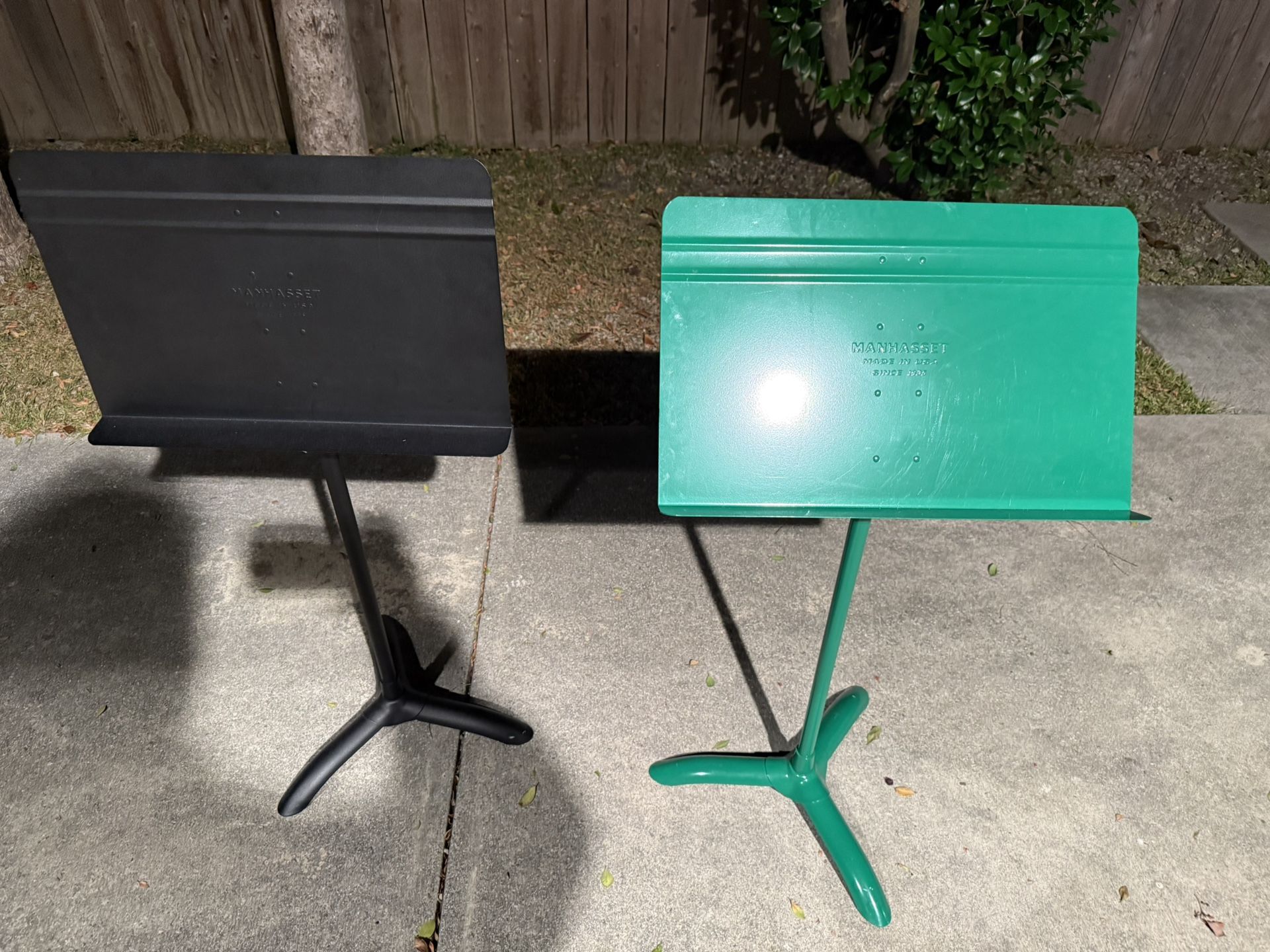 bundle of three music stands for sheet music