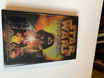 Star Wars Revenge of the Sith book in excellent condition.