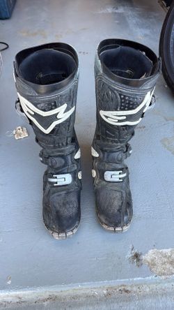 Alpinestars Tech 8