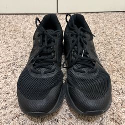 Nike Run Swift 2 men’s size 11