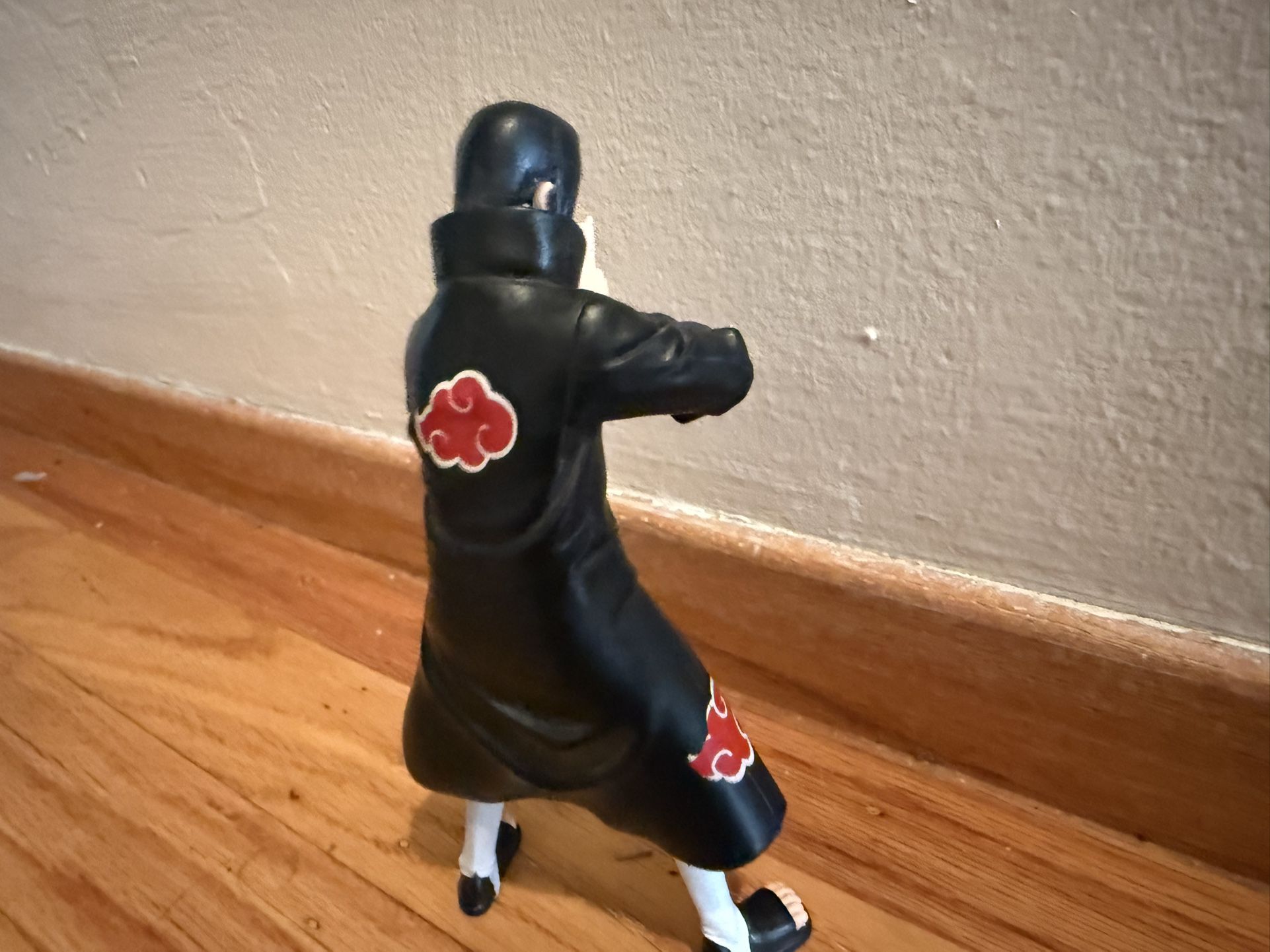 Itachi Statue