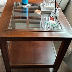 Living room end table