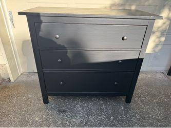 3 drawer all wood dresser
