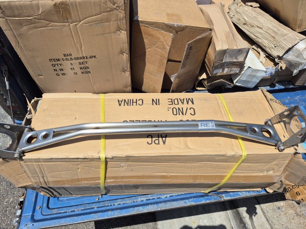 Front Strut Bar