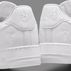 Nike AF1 Kobe Triple White 10.5M