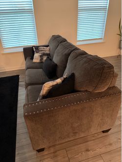Couch set/ living room set