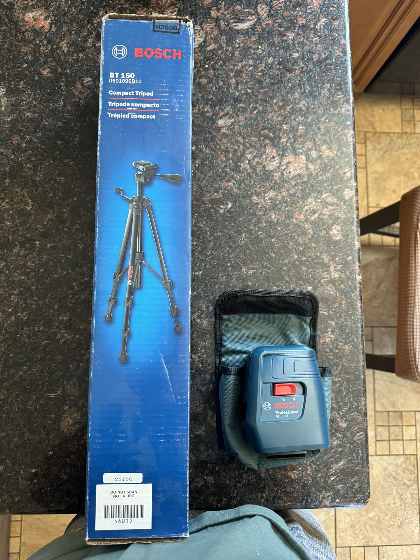 Bosch 50ft Red Self Leveling Line Generator And Tripod 