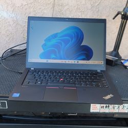 Lenovo: Core i7. Windows 11 V-24H2, Wi-Fi. MS-office. M.2 Drive, WebCam.